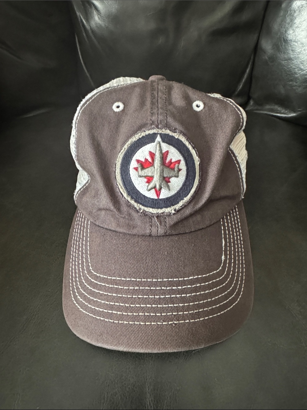 NHL Winnipeg Jets Embroidered Logo Mesh Baseball Cap - Charcoal
